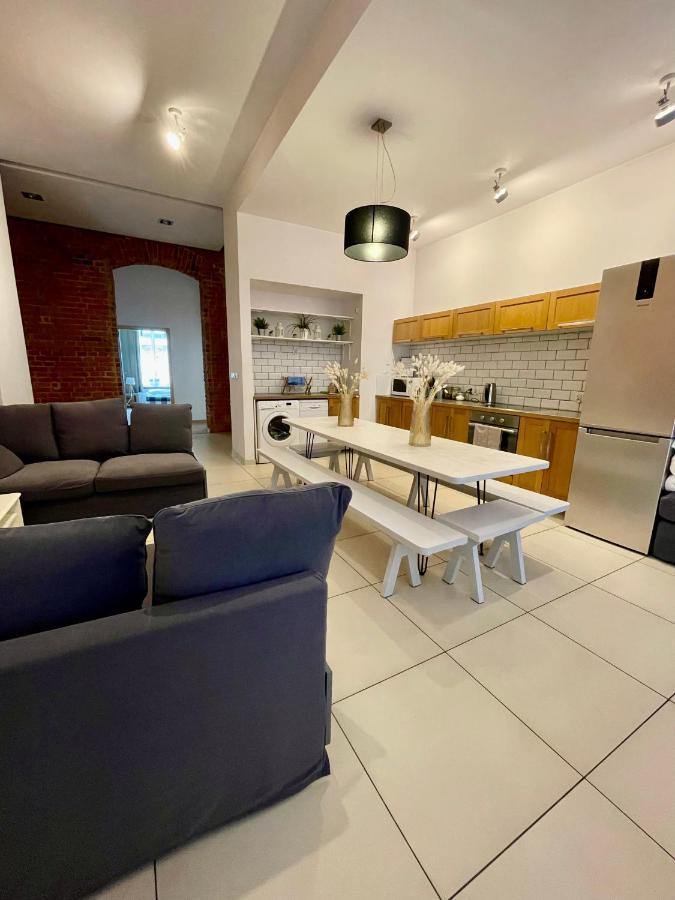 Boutique Apartments - Elegant 1906 Period วรอตซวาฟ ภายนอก รูปภาพ